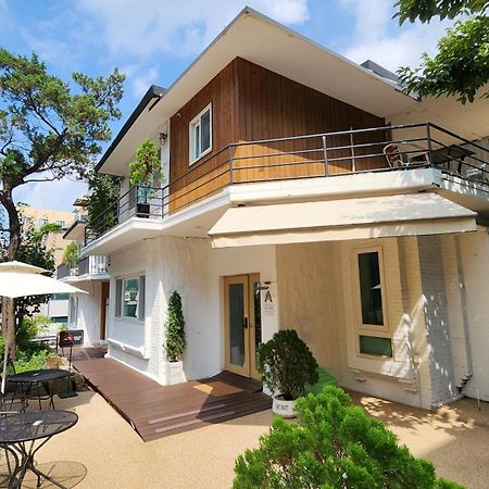 Oyo Myeongdong 5 Lodge Seúl Exterior foto