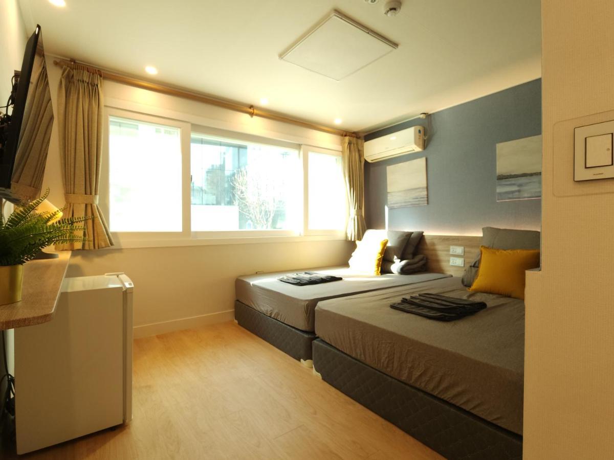 Oyo Myeongdong 5 Lodge Seúl Exterior foto