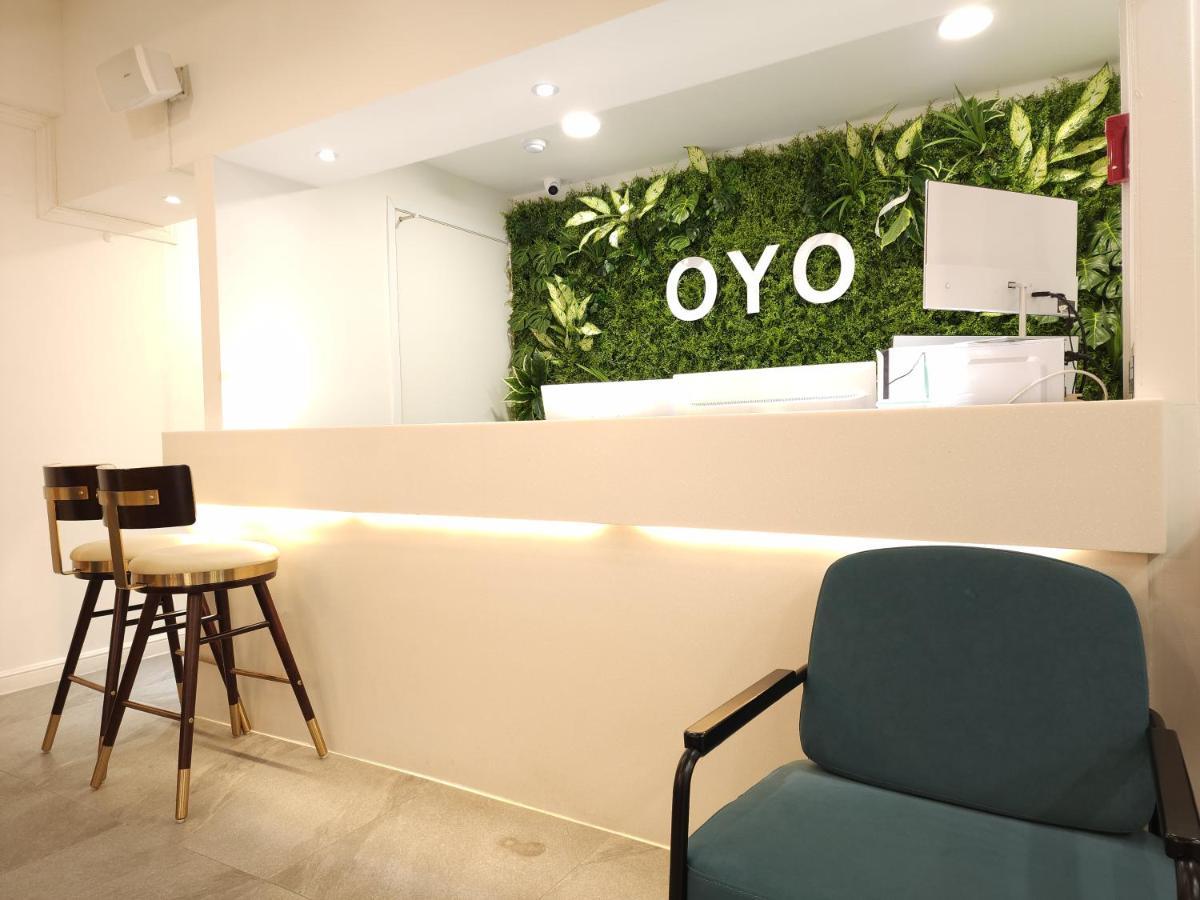 Oyo Myeongdong 5 Lodge Seúl Exterior foto